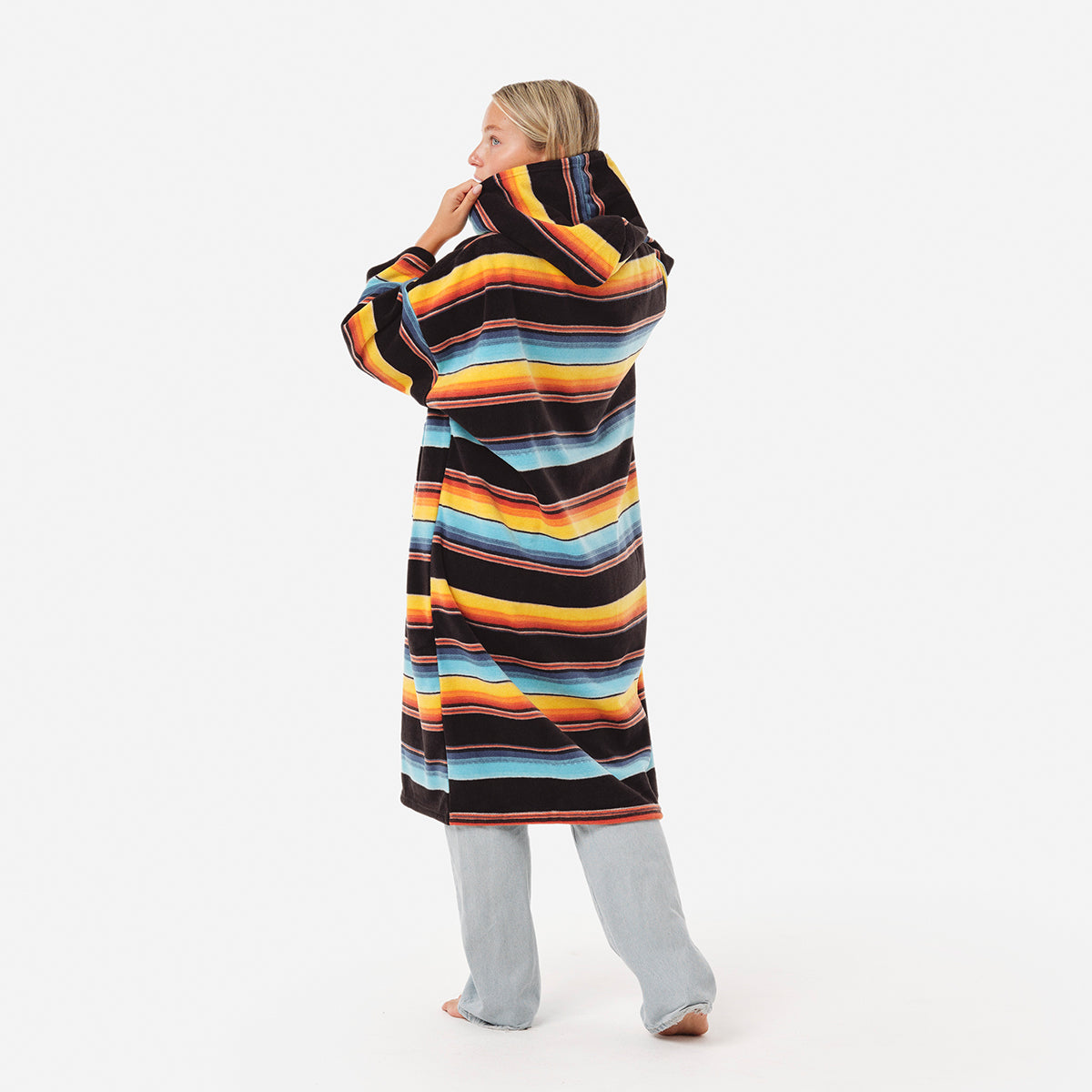 El Cap Chilling Fleece Poncho