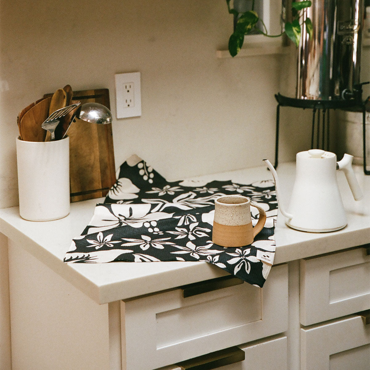 Lana Quick-Dry Kitchen Towel - Black