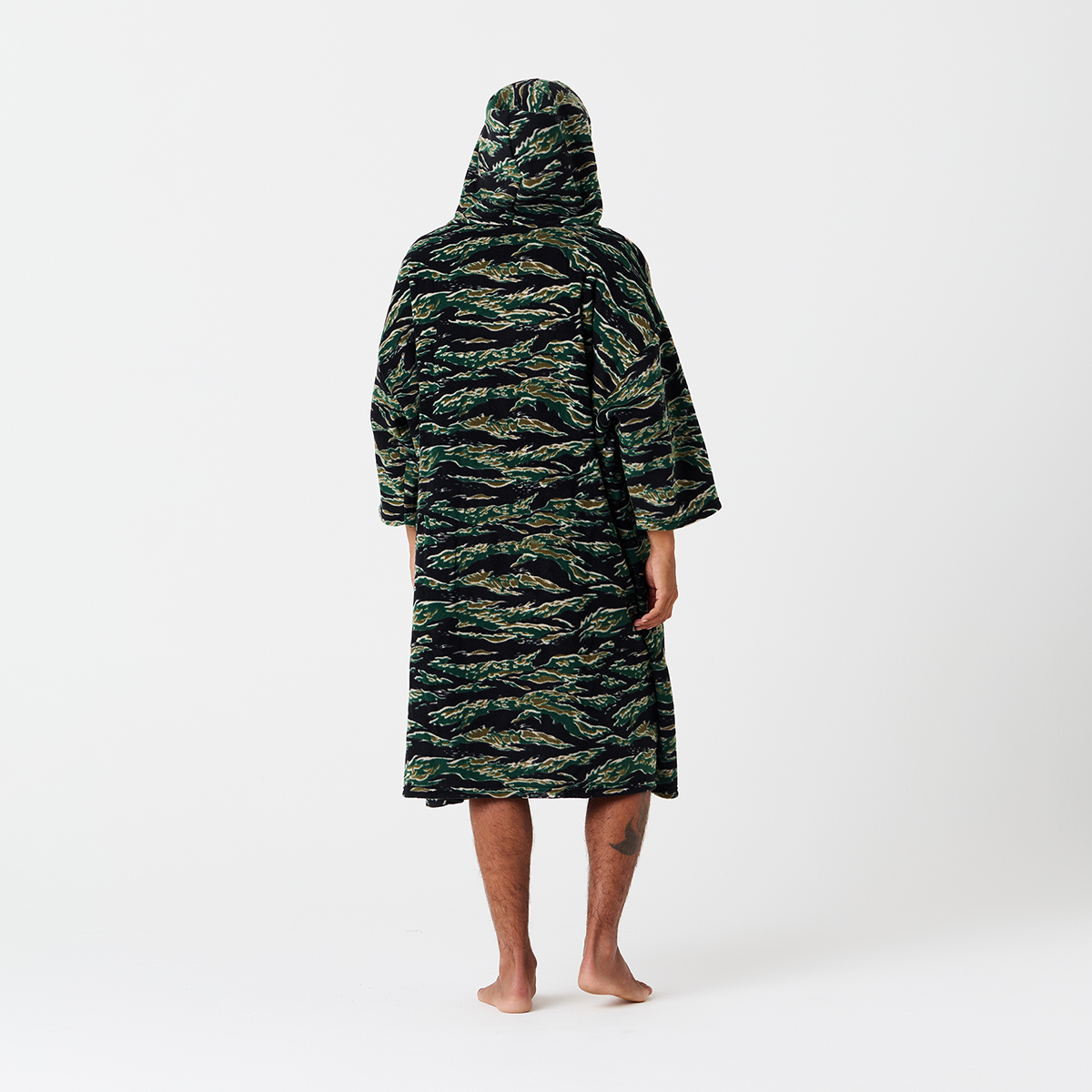 Major Chilling Fleece Poncho