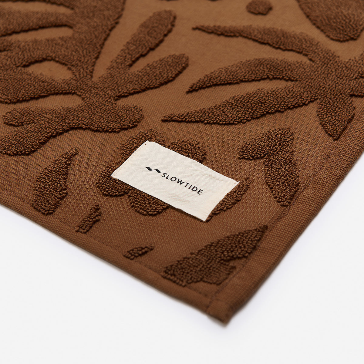 Sunny Sculpted Bath Mat - Toast