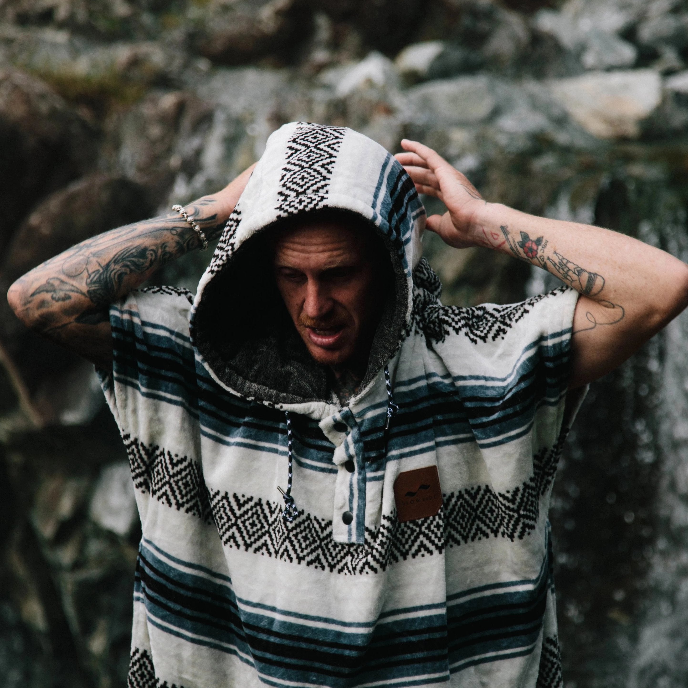 Oso Changing Poncho - L/XL - Slowtide