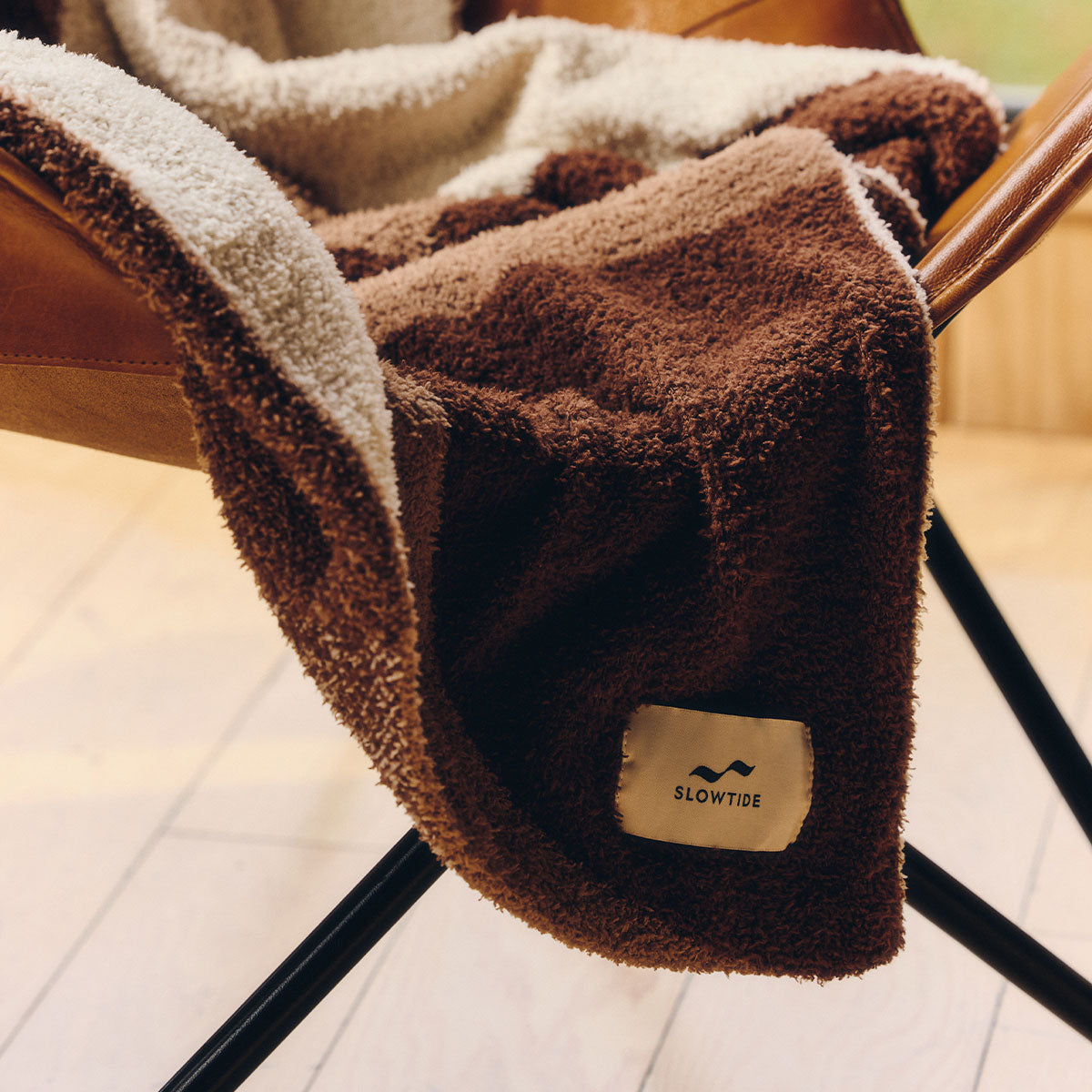 Robbie Plush Knit Throw Blanket | Robbie Simon x Slowtide
