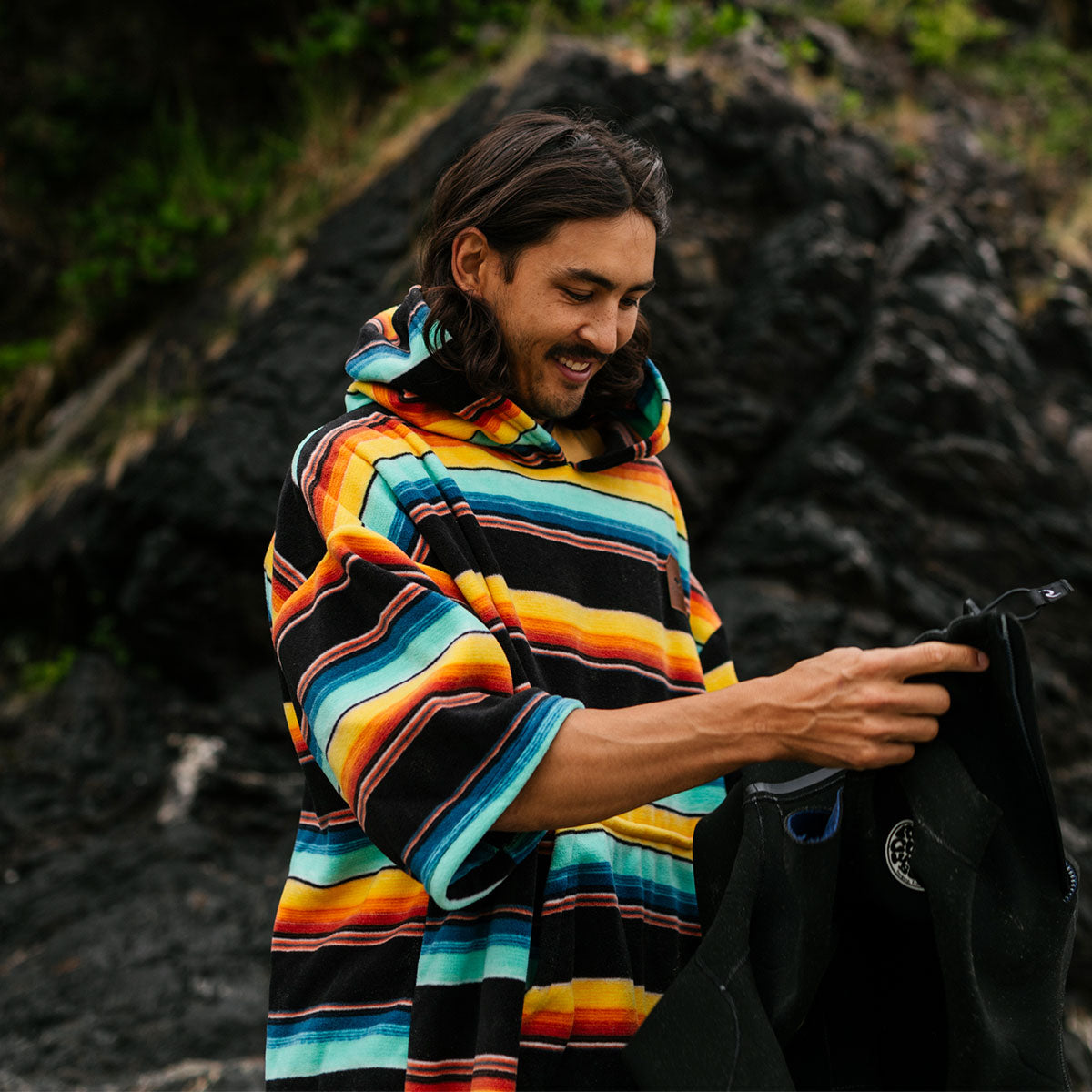 El Cap Chilling Fleece Poncho