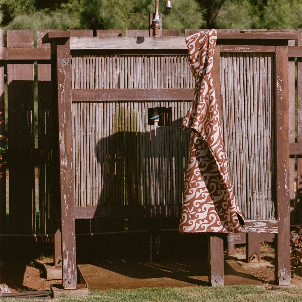 Bailey Quick-Dry Poncho | Bailey Elder x Slowtide