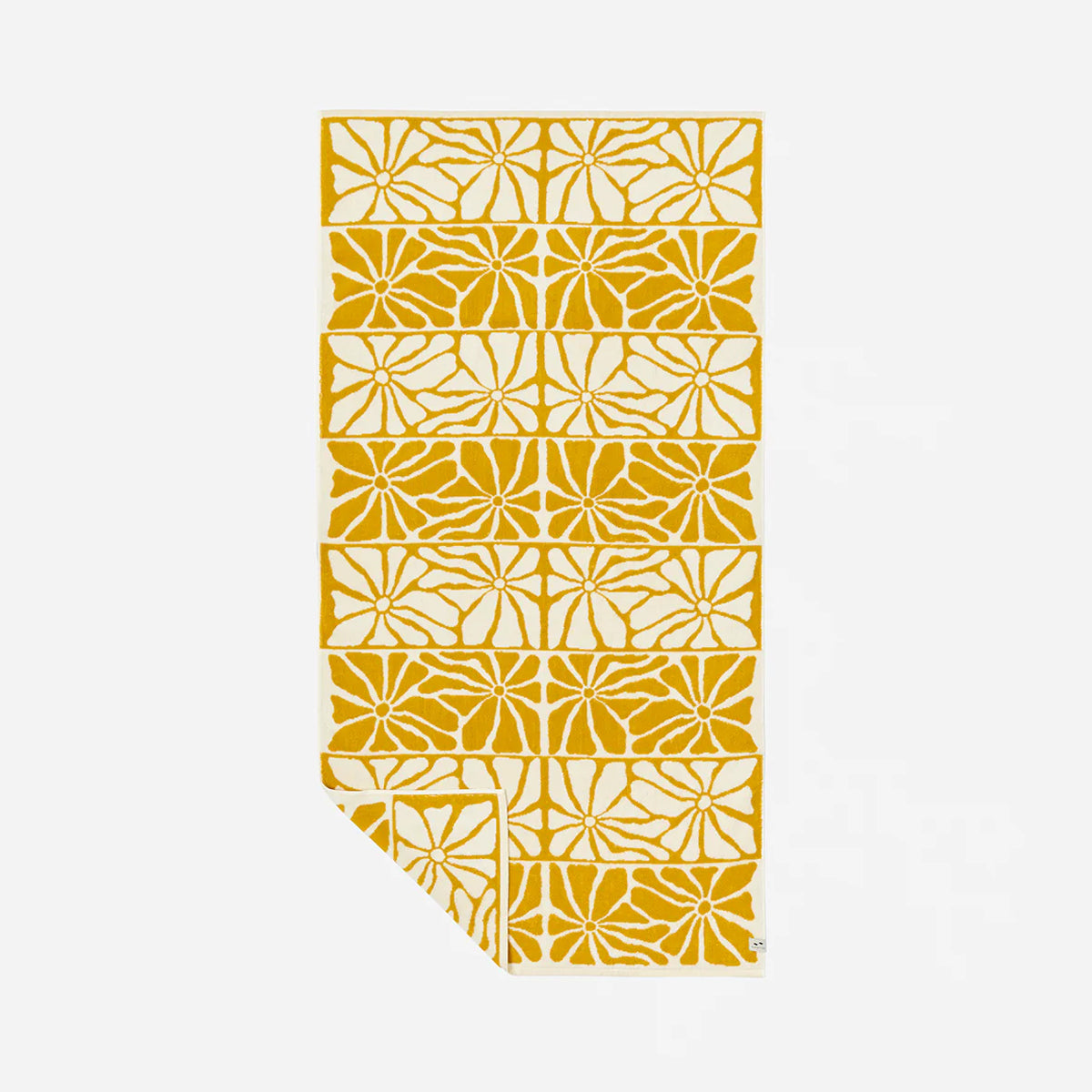 Rug, quick dry towel material, yellow and white floral pattern.