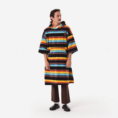 El Cap Chilling Fleece Poncho