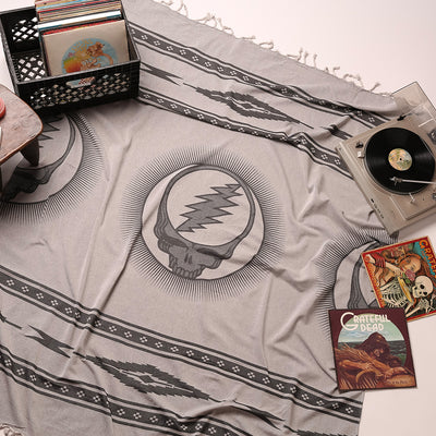 Fillmore Lightweight Beach Blanket | Grateful Dead x Slowtide| Grateful Dead x Slowtide