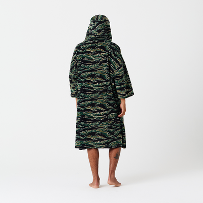 Major Chilling Fleece Poncho