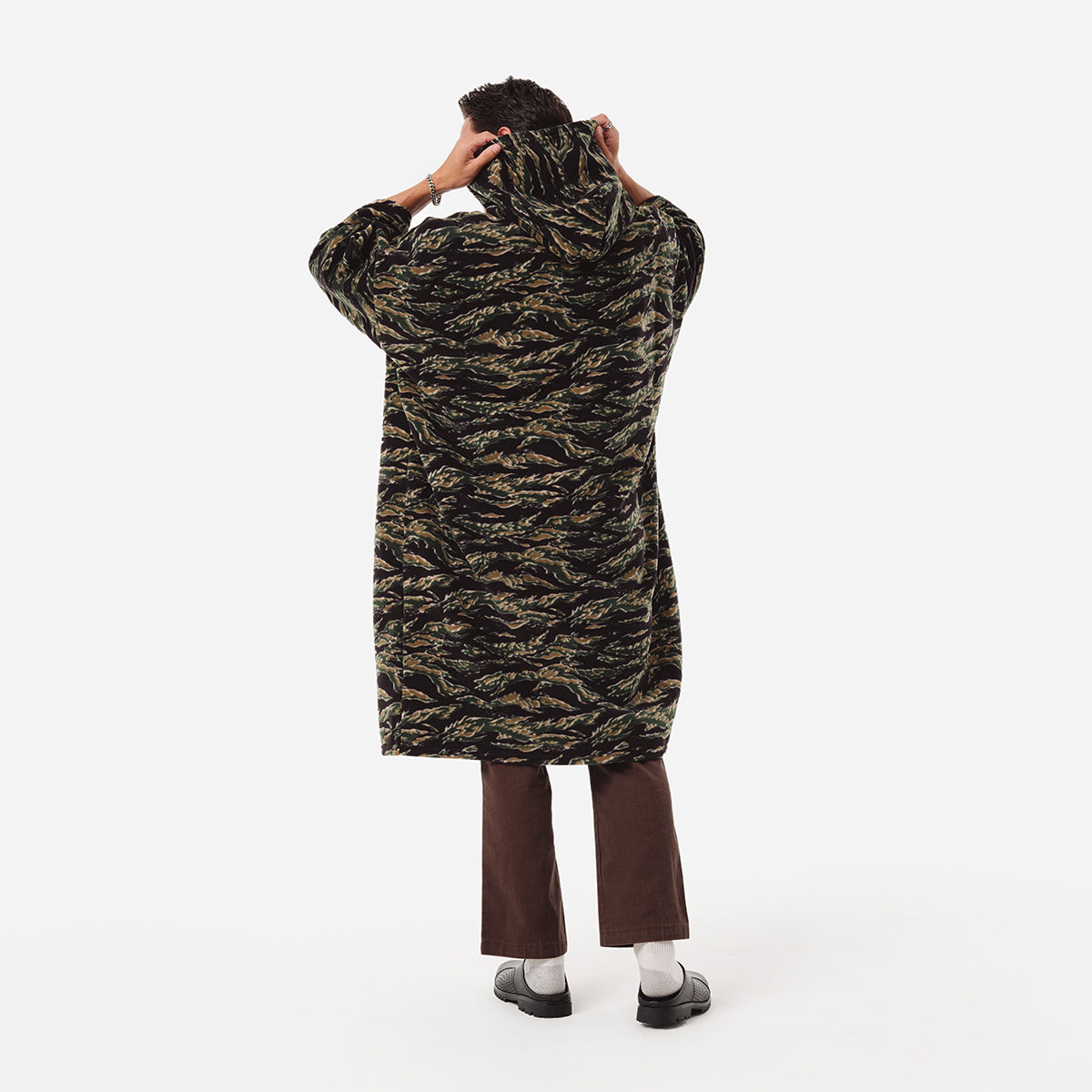 Major Chilling Fleece Poncho