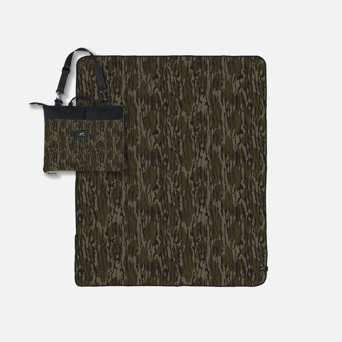 Mossy Oak Packable Picnic Blanket