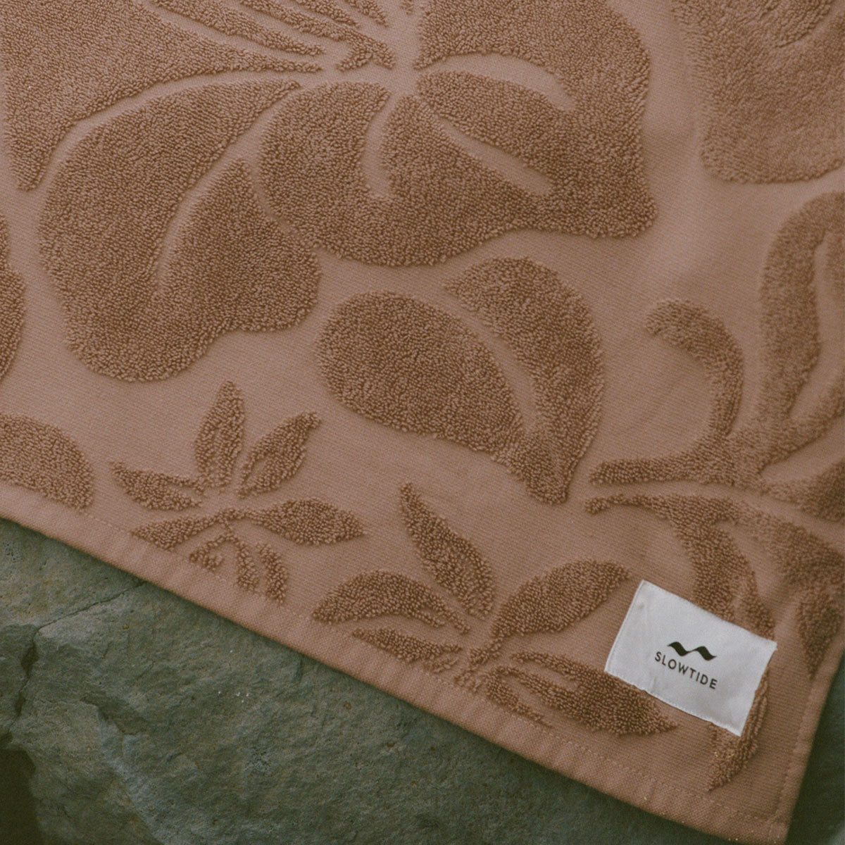 Lana Sculpted Towel - Mousse