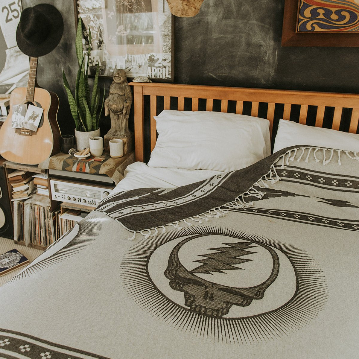 Fillmore Lightweight Beach Blanket