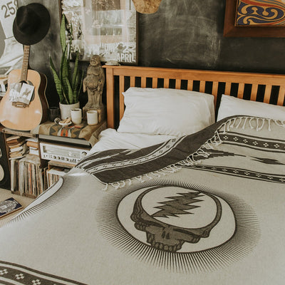 Fillmore Lightweight Beach Blanket