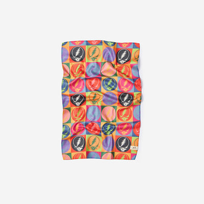 Kitchen towel, quick-dry fabric, allover circular graphic pattern.