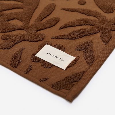 Sunny Sculpted Bath Mat - Toast
