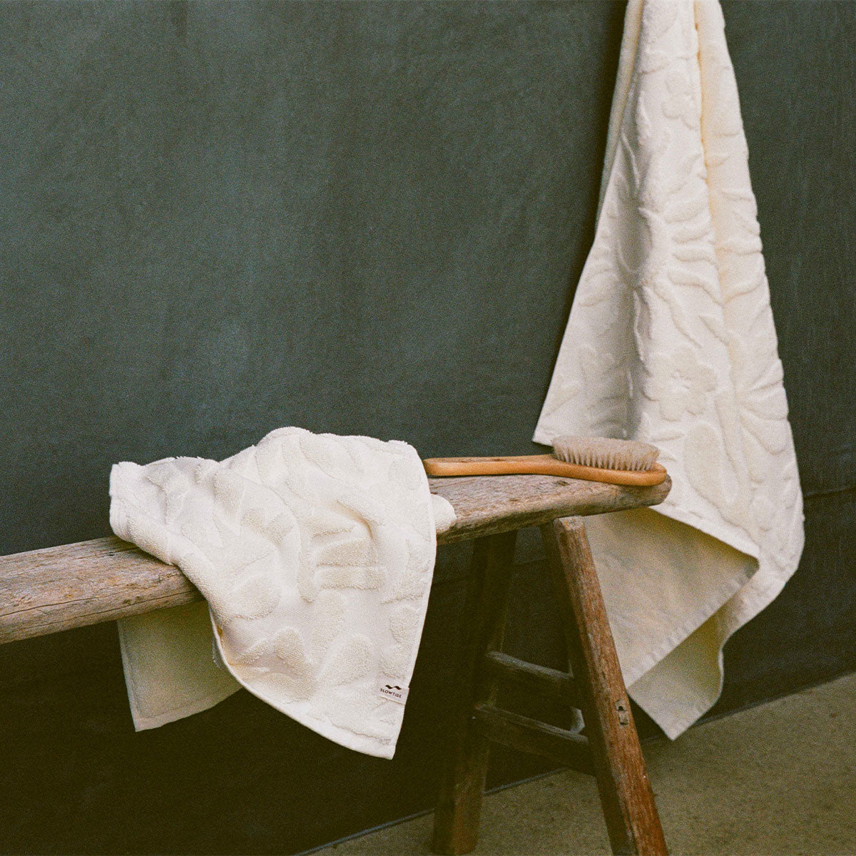 Sunny Sculpted Bath Towel Bundle (2+2) - Cream